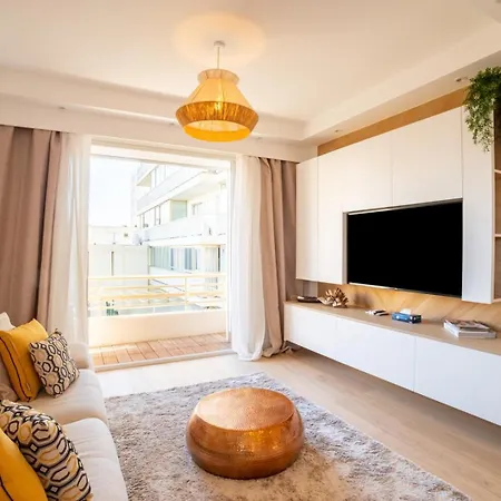 C3 - 1 Bdr Blvd Croisette Henri Iv - Ac & Balcony Apartamento Cannes